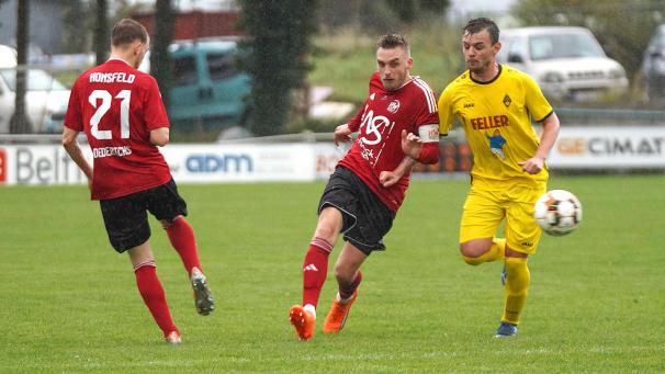 <p>In der Hinrunde sammelten die Honsfelder um Kapitän Mickaël Lanckohr (Mitte) acht von 18 Derbypunkten auf, in den kommenden sechs Wochen sollen es mehr werden. Zum Start trifft der HSV auf Weywertz.</p>