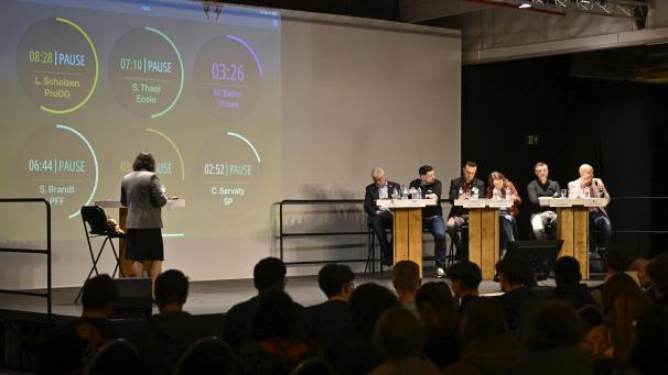 <p>Die Redezeit der DG-Spitzenkandidaten für die Europawahl im Juni wurde genauestens mitgezählt.</p>