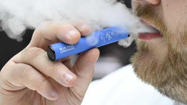 <p>Belgien wird das erste EU-Land sein, das Einweg-E-Zigaretten verbietet. Auch Frankreich hat Pläne in dieser Richtung.</p>