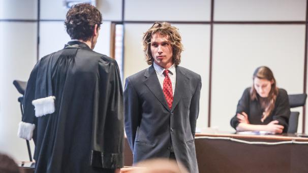 <p>Nathan Vandergunst während der Verhandlung in Brügge</p>