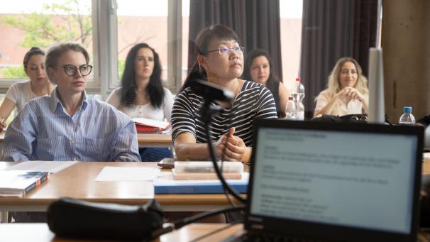 <p>Immer mehr Menschen, die in Flandern wohnen, entscheiden sich für einen Niederländischkurs.</p>