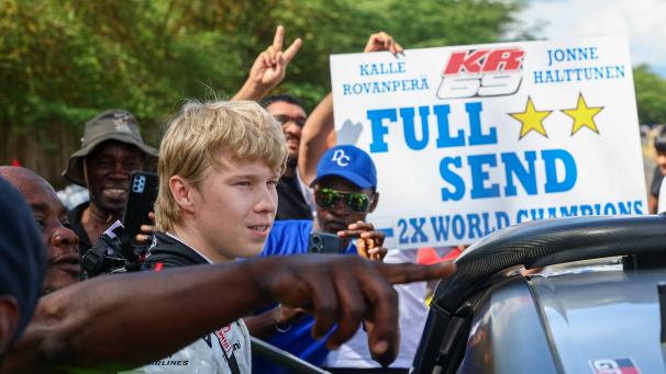 <p>Kalle Rovanperä (Toyota) holte sich seinen zweiten Sieg in Kenia.</p>