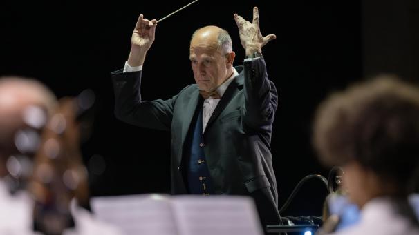 <p>Unter der Leitung ihres Dirigenten Robert Ortman spielte die Harmonie unter anderem Auszüge aus der Musik zu Disney-Klassikern.</p>