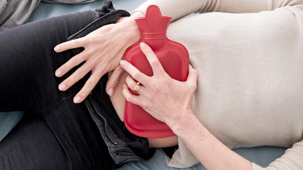 <p>Viele Betroffene der Unterleibserkrankung Endometriose leiden unter starken Symptomen.</p>