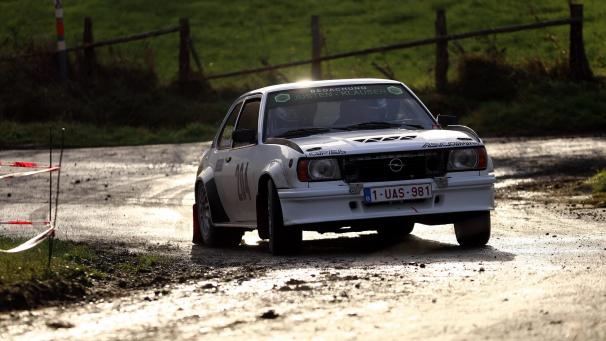 <p>Michael Küches-Tobias Zeimers streben den Sieg in der historischen Klasse an.</p>