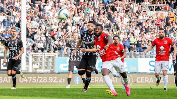 <p>Charleroi und der RWDM trennen sich am Samstagnachmittag 0:0.</p>