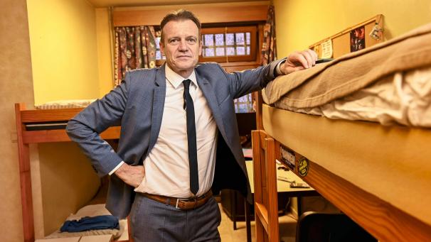 <p>Der Gefängniswärterstreik trübt die allemein positive Wahrnehmung Van Tigchelts. Sein Selbstbewusstsein sei in Arroganz umgeschlagen, sagt man.</p>