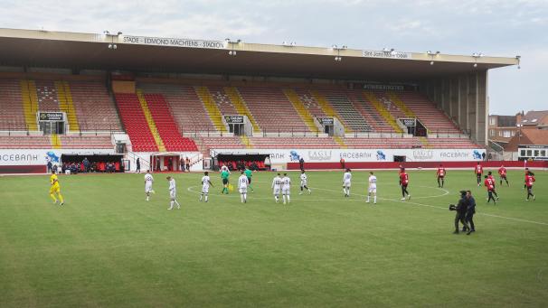 <p>Schon am 24. Januar blieb das Edmond-Machtens-Stadion leer, auch am Samstag sind keine Heim- oder Auswärtsfans zugelassen.</p>