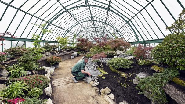 <p>Eines der größten Gewächshäuser der Welt ist sowohl aufgrund seiner Architektur als auch wegen der umfassenden Sammlungen tropischer und subtropischer Pflanzen einen Besuch wert.</p>