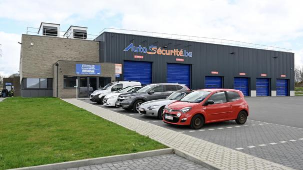 <p>Das Führerscheinzentrum in Lontzen ist Start- und Endpunkt der praktischen Prüfung.</p>