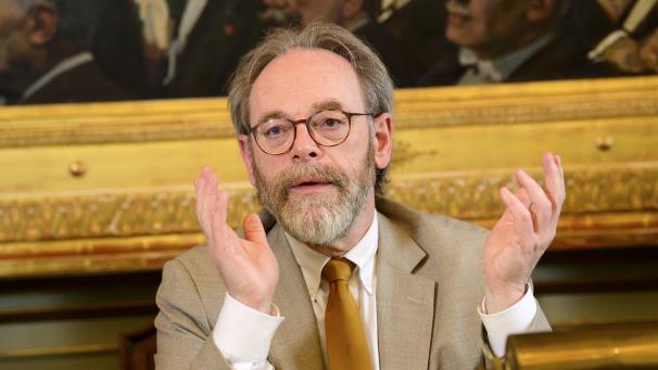 <p>N-VA-Fraktionschef Peter De Roover bei der Pressekonferenz am Freitag.</p>