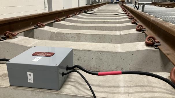 <p>Diese Geräte sind unentbehrlich für die Ortung von Zügen.</p>