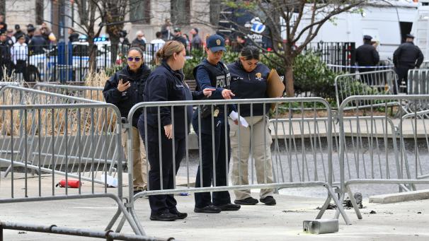 <p>Der Vorfall ereignete sich im Collect Pond Park, direkt gegenüber dem Gerichtsgebäude, in dem derzeit der Strafprozess gegen Trump stattfindet.</p>