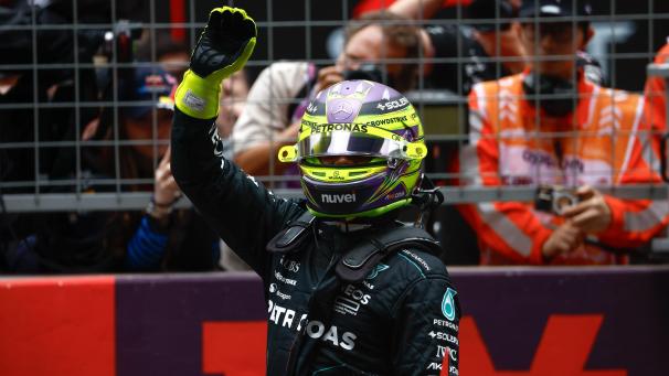 <p>Zweiter im Sprintrennen, doch ein Fahrfehler im Qualifying für das Hauptrennen am Sonntag bedeutet für Lewis Hamilton den nächsten Rückschlag.</p>