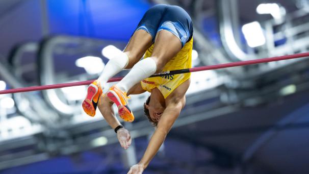 <p>Neuer Weltrekord: Armand Duplantis überspringt im chinesischen Xiamen im Stabhochsprung 6,24 Meter.</p>