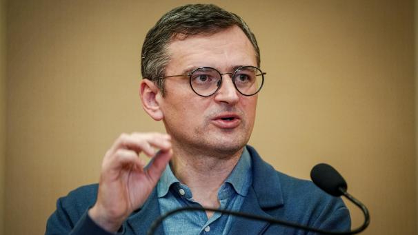 <p>„Ein schlechter Tag für Putin“, kommentierte der ukrainische Außenminister Dmytro Kuleba im sozialen Netzwerk X (vormals Twitter) die Entscheidung in den USA.</p>