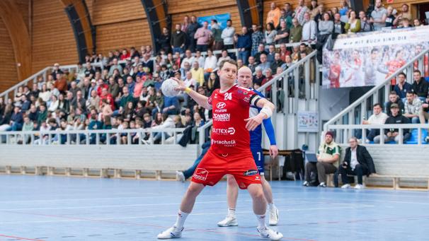 <p>Vor vollen Rängen fiel am Samstag keine Vorentscheidung im Abstiegskampf.</p>