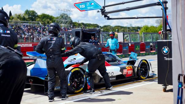 <p>Das Team WRT-BMW bei den 6h Imola</p>