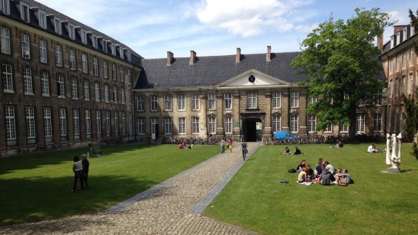 <p>Die Uni Löwen hat an mehreren Orten im Land Grundstücke.</p>