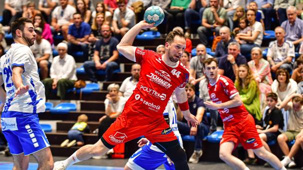 <p>Bartosz Kedziora und die Eupener haben den Klassenerhalt sicher.</p>