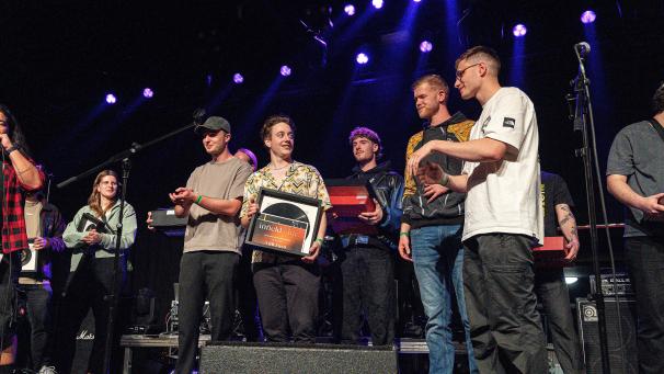 <p>Die Jury stufte D.M.I. auf Platz neun ein, in der Gesamtwertung landete die Band auf Platz vier.</p>