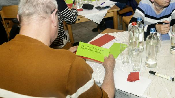 <p>Die Kelmiser entwickeln auf der Bürgerversammlung Ideen, was in der Gemeinde entstehen kann.</p>