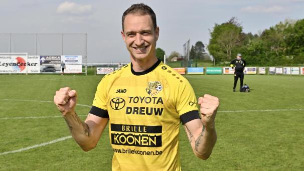 <p>Die vierte Liga nimmt Cédric Laschet Richtung Karriereende noch mit.</p>