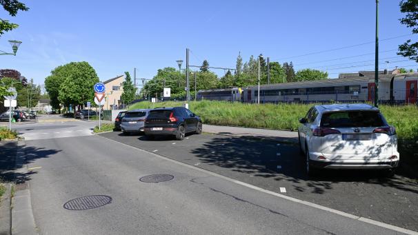 <p>Im Zuge der Baumaßnahmen durch Infrabel will die Stadt auch die Außenlage des Eupener Bahnhofs umgestalten lassen.</p>