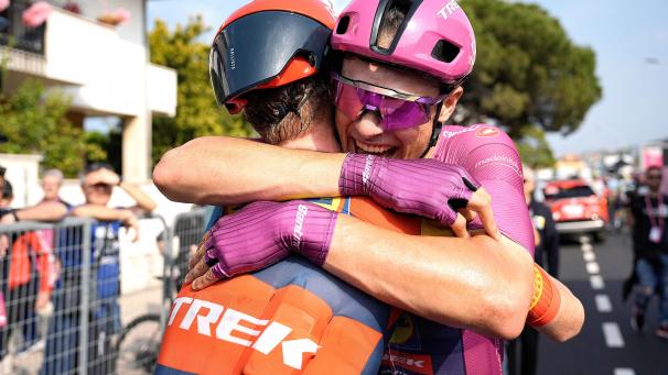 <p>Jonathan Milan triumphiert auf der elften Giro-Etappe.</p>