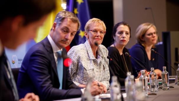 <p>Letzte Pressekonferenz von Mitgliedern der Vivaldi-Regierung nach einer Sitzung des Ministerrats</p>