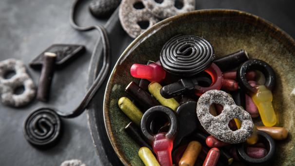 <p>Die klassische Lakritzschnecke zählt zum Kinderlakritz und ist damit weniger bedenklich.</p>