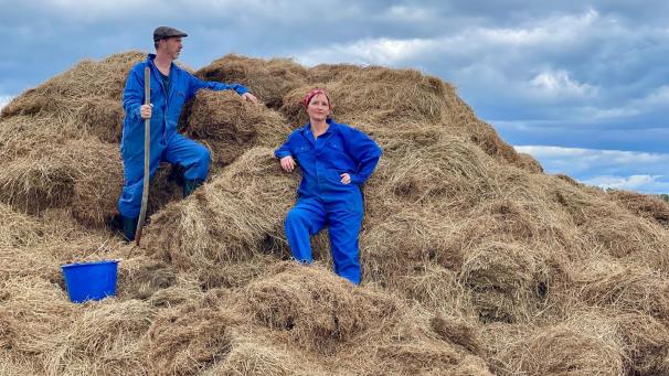 <p>Tanja Mosblech und Alex Grablowitz geben Künstlern und Kulturschaffenden in Lontzen-Busch einen Ort, um sich zu präsentieren.</p>