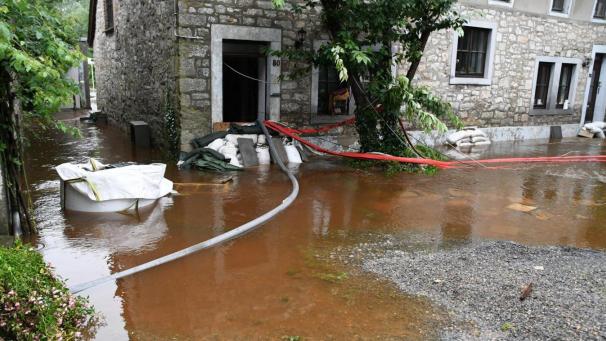 <p>DG unterstützt Hochwasserschutz-Arbeiten.</p>