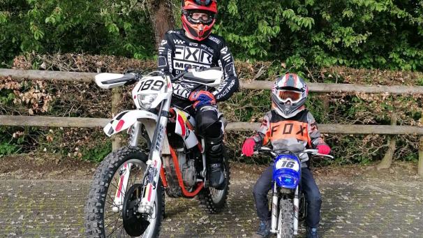 <p>Sebastian und Niklas Gillessen freuen sich auf das Enduro-Rennen.</p>