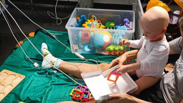 <p>Der kleine Malik hat einen Großteil seines bisherigen Lebens in Krankenhäusern verbracht.</p>