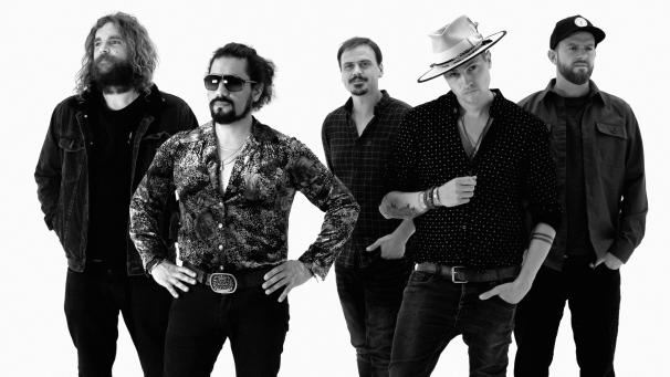 <p>Mit Thomas Frank Hopper kommt eines der vielversprechendsten belgischen Rocktalente zum Eupen Musik Marathon. Er spielt am Samstag um 19:45 Uhr auf der Stadtparkbühne.</p>