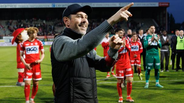 <p>Unter dem neuen Trainer Freyr Alexandersson ging es mit Kortrijk wieder bergauf.</p>