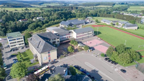 <p>Die DG übernimmt die BSTI-Gebäude.</p>