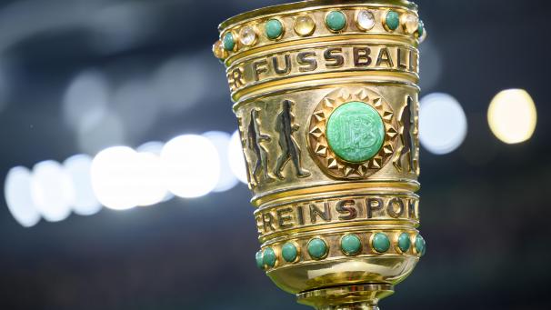 <p>Objekt der Begierde: der DFB-Pokal. Titelverteidiger ist Bayer Leverkusen.</p>