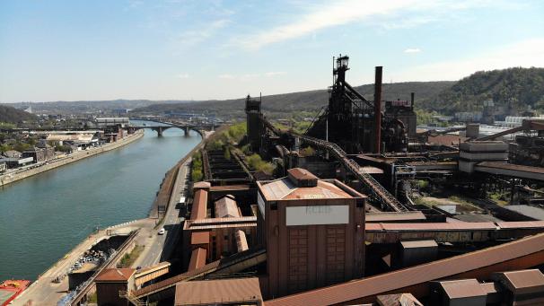 <p>Zehn Jahre nach dem Ende der Kokerei in Ougrée sind die Abbauarbeiten noch immer nicht beendet.</p>