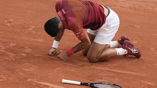 <p>Paris ist für Novak Djokovic verletzungsbedingt beendet.Ob er Wimbledon spielen kann, ist fraglich.</p>