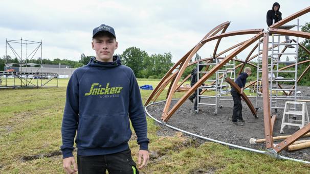 <p>Yannick Fischer ist der zweite Mann im Trakasspa-Team. Unter anderem ist er für die Gestaltung der Bühne verantwortlich.</p>