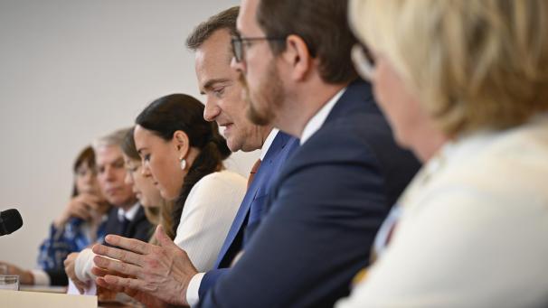<p>Dieses Bild entstand bei der Vorstellung der neuen Regierungskoalition aus ProDG, CSP und PFFam Donnerstag im Parlament.</p>