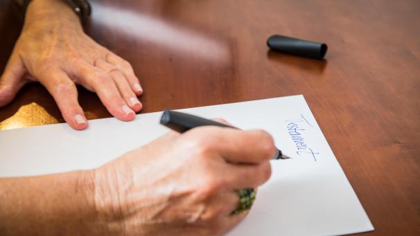 <p>Per Testament entscheidet man, was mit seinem Erbe geschieht.</p>