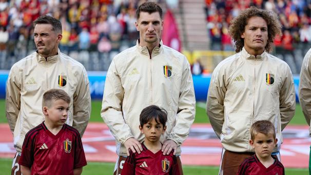 <p>Thomas Meunier (Mitte) arbeitet am Comeback.</p>