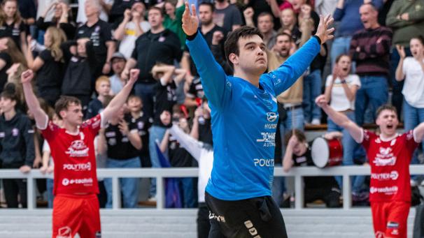 <p>Wichtiger Faktor für den Klassenerhalt: Torhüter Brian Dormann legt eine Handballpause ein.</p>