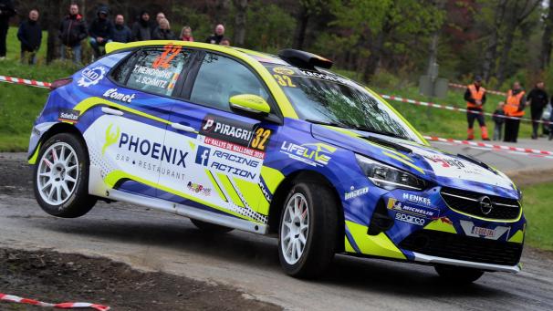 <p>Tom Heindrichs-Jonas Schmitz starten in Ypern mit einem neuen Fahrzeug.</p>