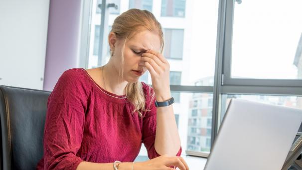 <p>Viele Arbeitnehmer fühlen sich auch nach den Arbeitsstunden unter Druck gesetzt.</p>