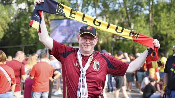 <p>Alain Brock, seines Zeichens Geschäftsführer vom Rat für Stadtmarketing, ist mit dem Verlauf des Rudelguckens in Innenstadt bislang zufrieden.</p>
