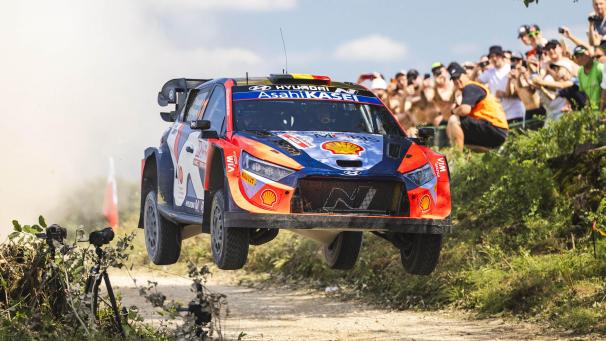 <p>Harter Kampf: Thierry Neuville (Hyundai) bei der Rallye Polen.</p>
